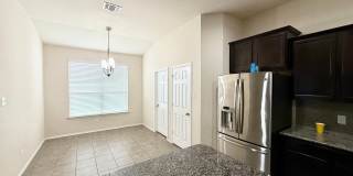 Spacious 4-Bedroom Home on Quiet Cul-de-Sac Gallery 4