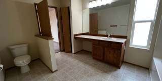 DuPont 2365 SF 3 bedroom plus loft home. Gallery 18
