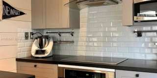 375 Harbor Ct Gallery 13