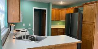 Now Available! Gorgeous Walkout Basement Home with a Pool, Ozark Gallery 9