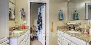 245 Collins Avenue Gallery 20