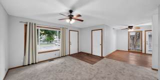 Charming 3BR Townhome in Lincoln Gallery 10