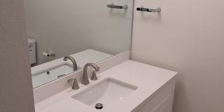 4 Bedroom 1.5 Bath Twin-Home Gallery 16