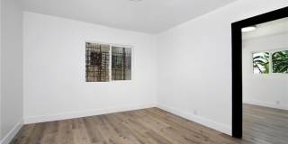 631 N Benton Way 1/2 Gallery 7