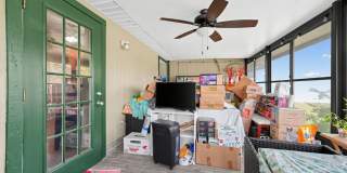 Spacious 4BR House in Orange Park Gallery 5