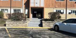 860 E Old Willow Road Gallery 1
