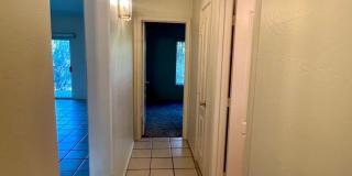 Unfurnished, 1-year long-term rental Gallery 8