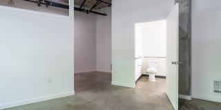 Mad Flats - Live Bold. Work Free. Play Capitol Hill. Gallery 29