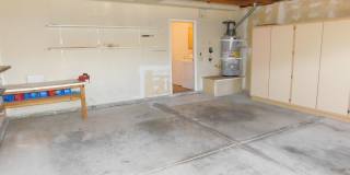 GORGEOUS SINGLE STORY WITH MANY UPGRADES*3 BEDROOMS*SPARKLING POOL AND SPA! Gallery 7