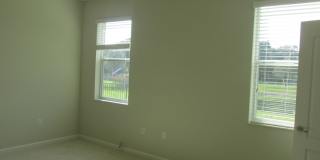 3 Bedroom, 2 Bath,Plus office room ,2 Car Garage, Single Family Home at2404 Sabastian St, Mount Dora FL 32757 For Rent. Gallery 14