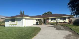 Home with Mountain Views Gallery 1