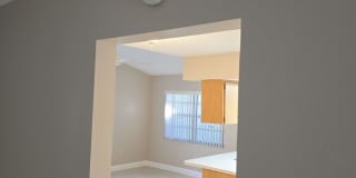 Beautuful 2 bedroom, 2 bath, 2 car garage rental home in Weeki Wachee! Gallery 9