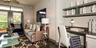 Pearl Greenway Gallery 36