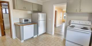 $500 OFF Special - Beautiful 4 Bed/1 Bath Home in Astoria Gallery 28