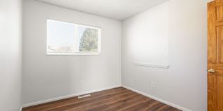 2 bedroom, 1 bathroom in Loveland. Gallery 17