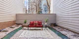 212 W 10th Street Gallery 12