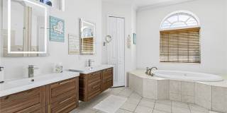 3724 Surfside Boulevard Gallery 12