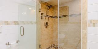 Beautifully renovated courtyard townhome in the heart of Corpus Christi Gallery 15