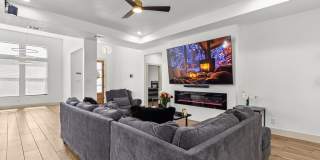 12370 W University Blvd Gallery 16