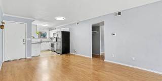 Well-Maintained 2-Bedroom, 2-Bath Condo in an Established Lakewood Community! Gallery 1