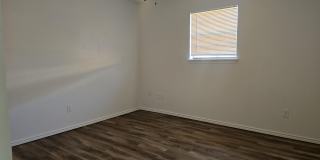 2211 33rd Street Gallery 18