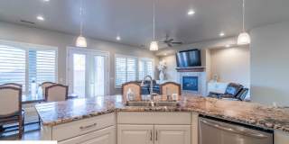 Stunning 2 Bedroom Fully Furnished Home. Community Pool & Mini Golf! Gallery 34