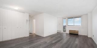 100 MANHATTAN AVE Gallery 1