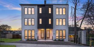 Stunning 4 Bedroom Home w/ Rooftop Deck Close to Downtown Nashville Gallery 3