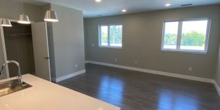 Charming 2BR, 2BA Condo in University Park Gallery 26