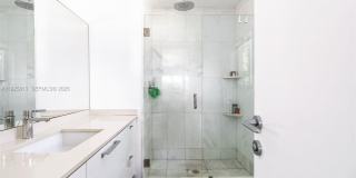 501 NE 51st St Gallery 16