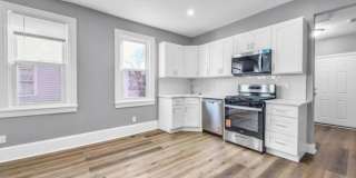 302 JONES Avenue Gallery 4