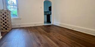 Stunning 3-Bedroom Townhome in Carroll Park! Available NOW! Gallery 8