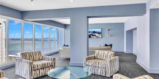 11 Island Ave Gallery 35