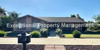 Ready to move in 4 bedroom 2 bath home! Gallery 1