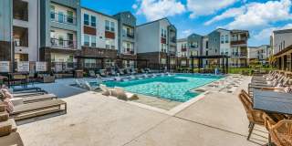 2201 Creekview Gallery 11