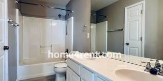 Gorgeous, Updated Home w/ Granite Counters and Wood Floors in Kitchen, Walkout Finished Basement! Gallery 36
