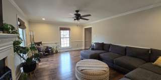 409 N Fulton St ~ Raeford Gallery 11