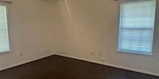 601 Rose Lane Gallery 7