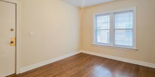 3808 North SHEFFIELD Ave. Apt. Gallery 2