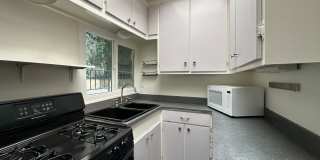 1947 Wilcox Avenue Gallery 9