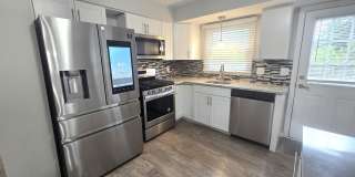 Welcome to this 4 bedroom 2 Bull Bathroom home with a Garage Gallery 7