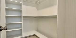 2 Bed, 2 Bath Condo with Garage Close to Downtown Franklin Gallery 17