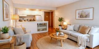 3428 Harriet Apartments Gallery 25
