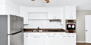 512 Oshaughnessy Avenue NE unit: A Gallery 12