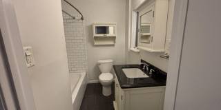 216 Manor E Gallery 17