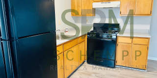 Updated 2 bedroom apartment in Portland-Section 8 accepted *$200 Amazon Gift Card at Lease Signing!* Gallery 3