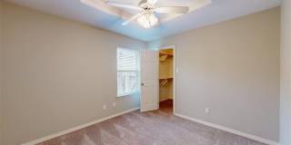 2350 Kendal Green Circle Gallery 16