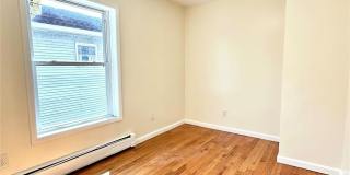 2069 Lacombe Gallery 9