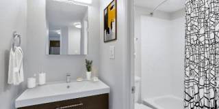 899 Washington Gallery 5