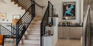 6072 Pickford St Gallery 21